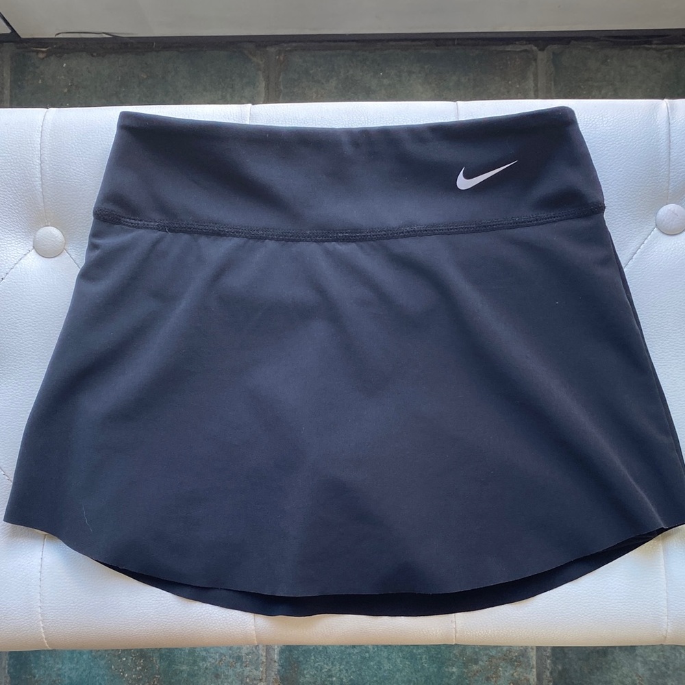 Nike Girl’s Black Tennis Skirt / Skort, Size Small